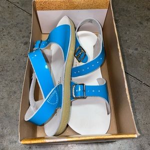 Sun-San sandals size 12 patent turquoise